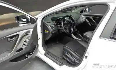 Hyundai Avante 2014 1.6 Автомат в Москве № 320205, миниатюра 10