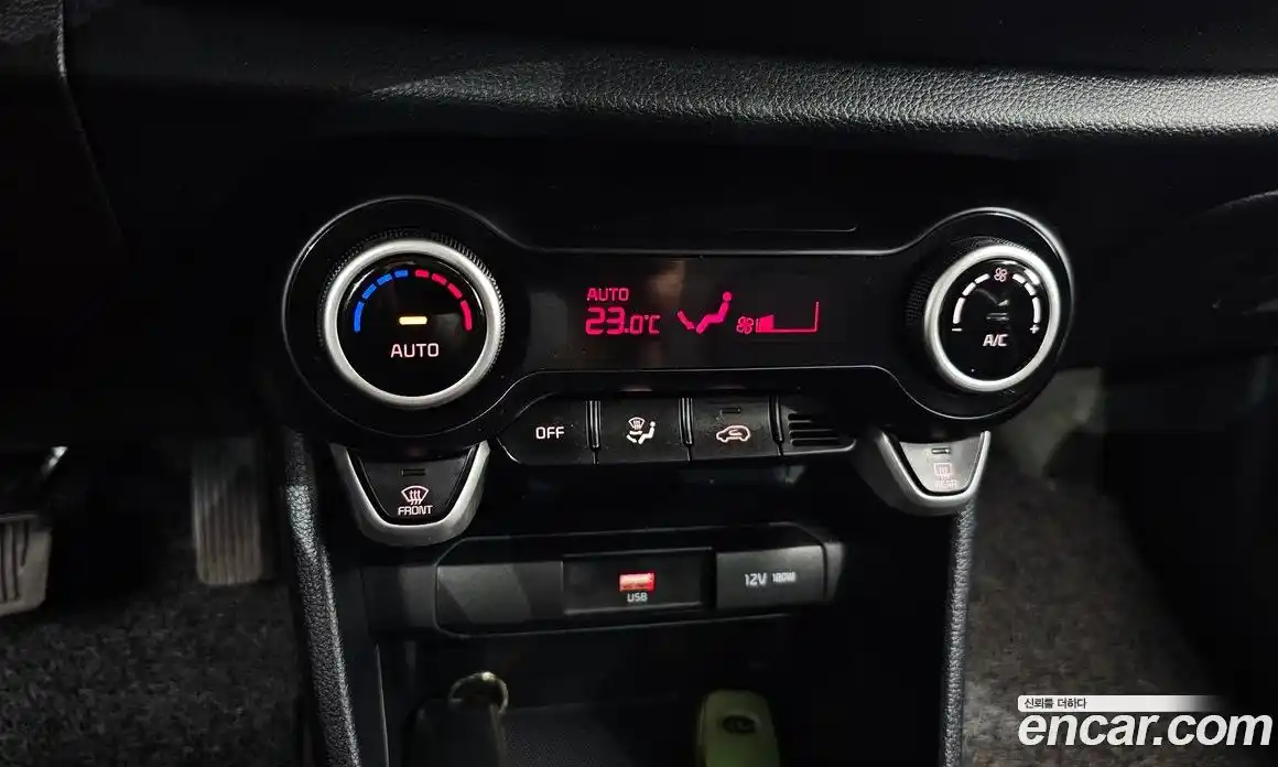 Kia Morning 2022 1.0 Автомат в Москве № 321546, фото 17