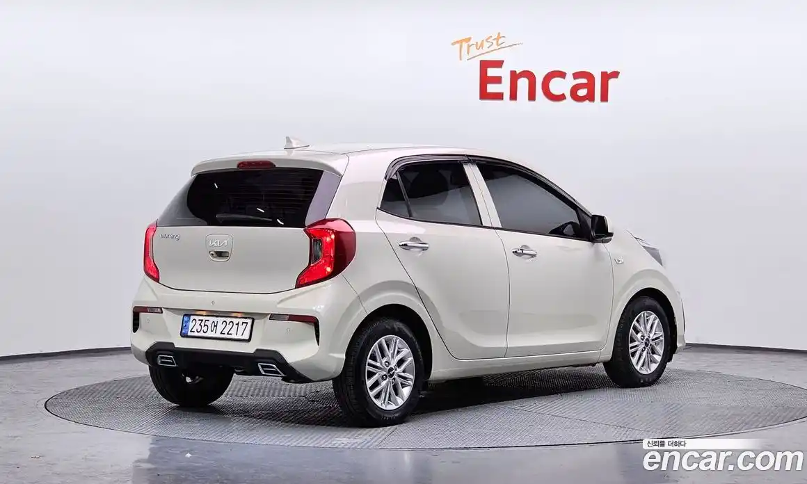 Kia Morning 2022 1.0 Автомат в Москве № 321546, фото 2