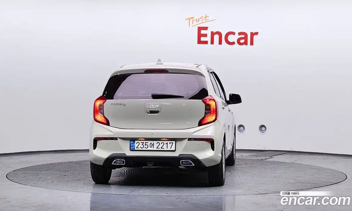 Kia Morning 2022 1.0 Автомат в Москве № 321546, фото 4