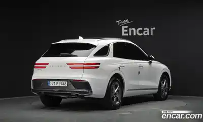 Genesis GV70 2025 2.5 Автомат в Москве № 322428, миниатюра 2