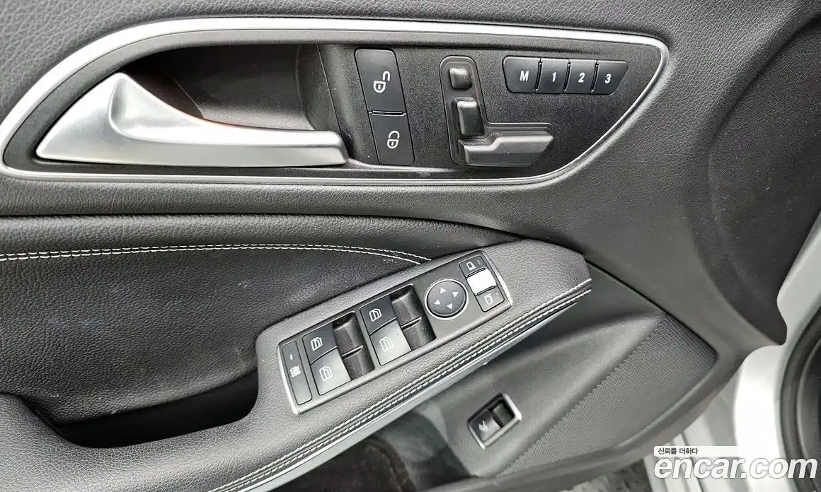 Mercedes-Benz CLA-Class 2016 2.1 Автомат в Москве № 324982, фото 20