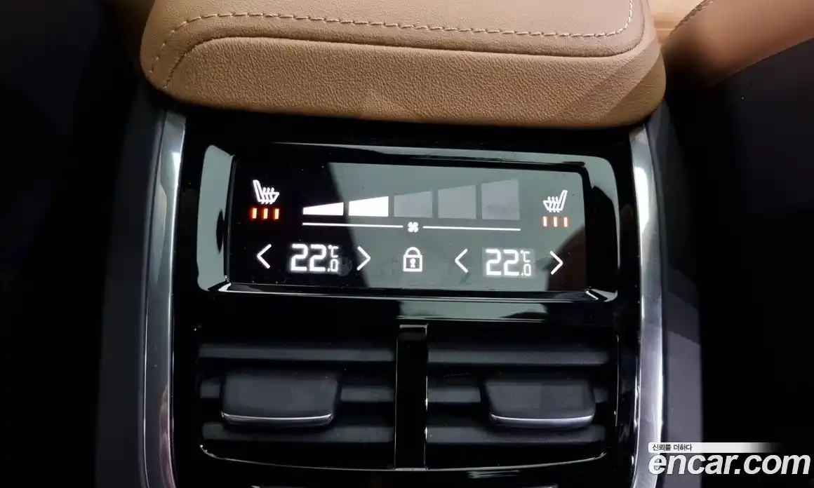 Volvo XC60 2025 2.0 Автомат в Москве № 325992, фото 16