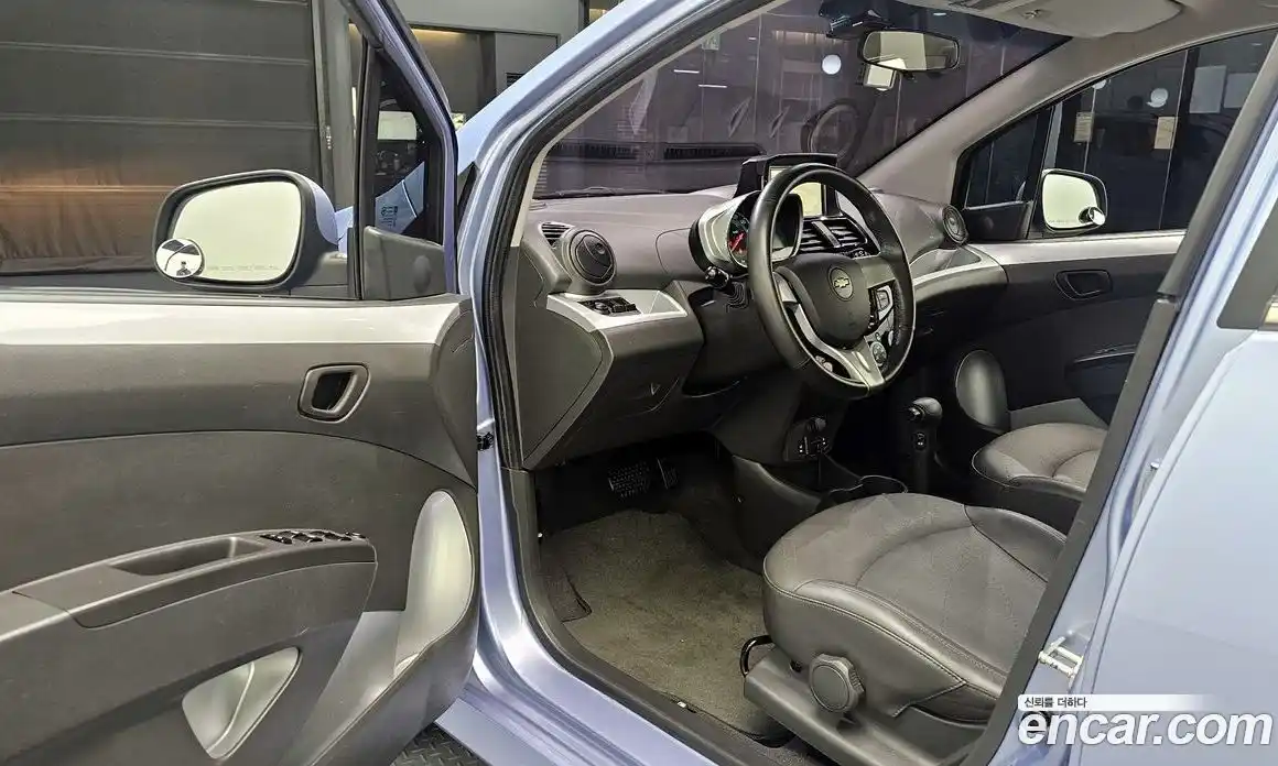 Chevrolet Spark 2014 1.0 Автомат в Москве № 332293, фото 11