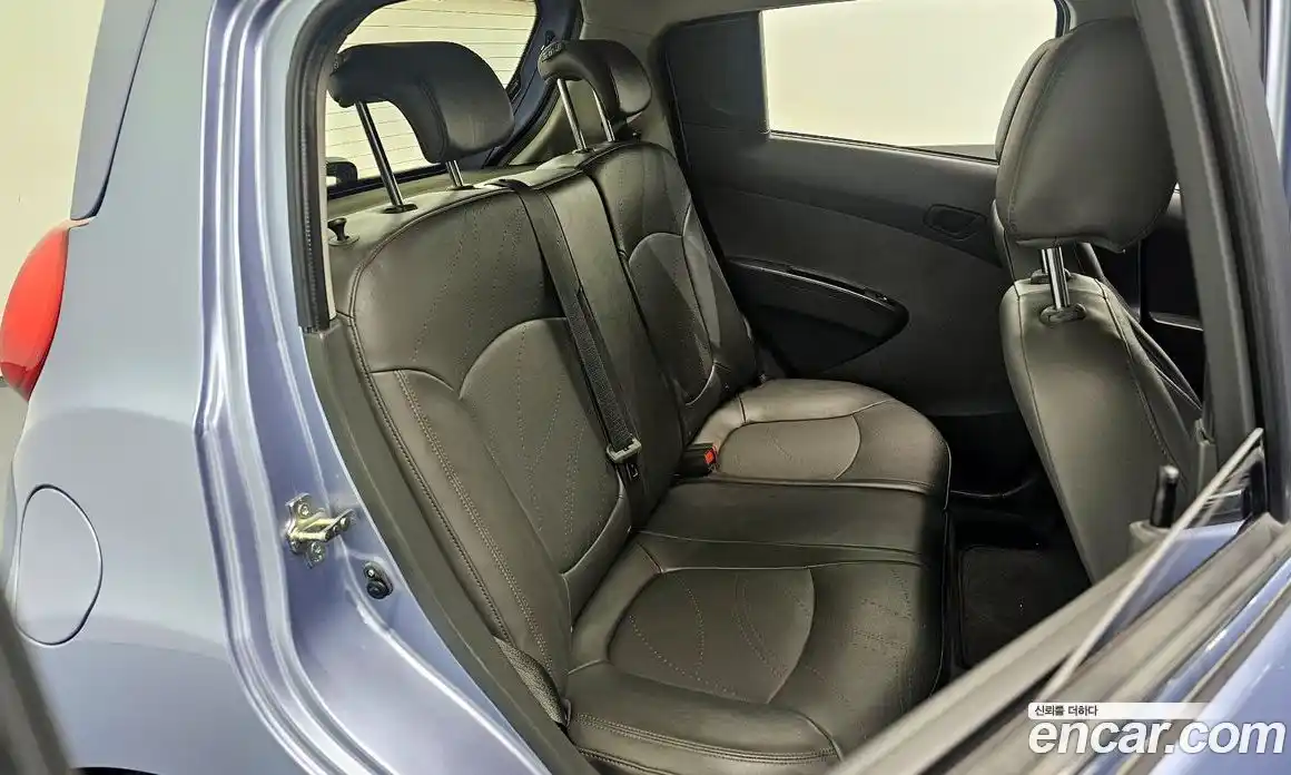 Chevrolet Spark 2014 1.0 Автомат в Москве № 332293, фото 14