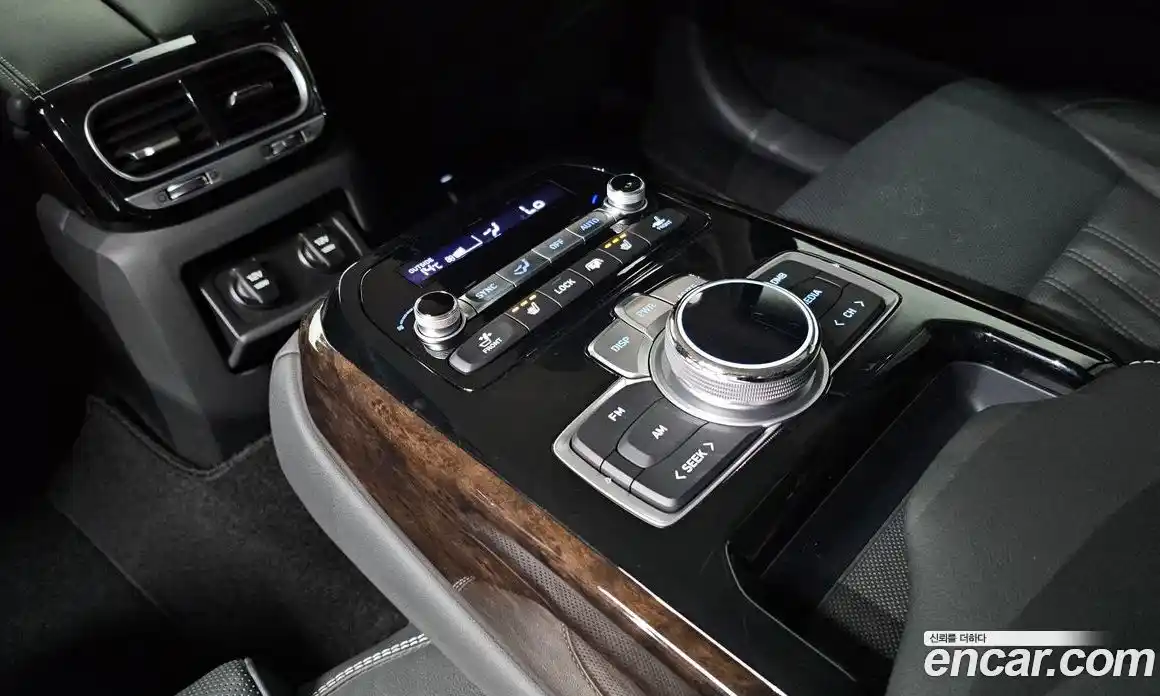 Genesis G90 2019 3.8 Автомат в Москве № 339914, фото 1