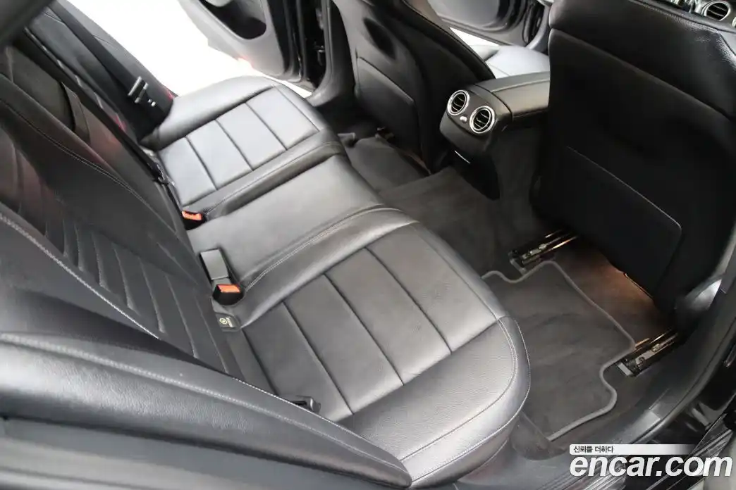 Mercedes-Benz E-Class 2018 2.0 Автомат в Москве № 342787, фото 13