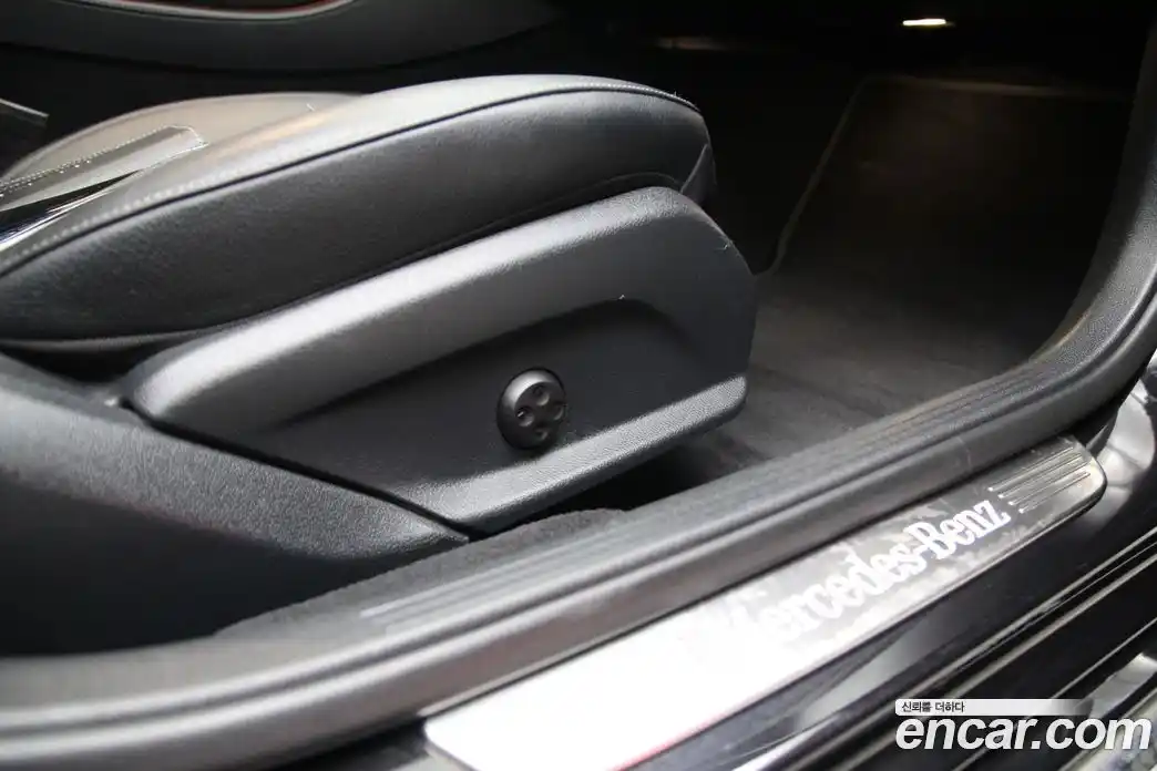 Mercedes-Benz E-Class 2018 2.0 Автомат в Москве № 342787, фото 19