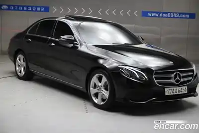 Mercedes-Benz E-Class 2018 2.0 Автомат в Москве № 342787, миниатюра 3