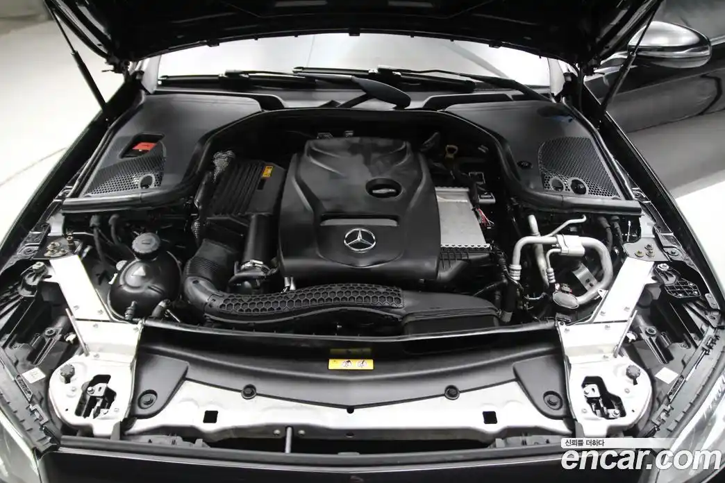 Mercedes-Benz E-Class 2018 2.0 Автомат в Москве № 342787, фото 5