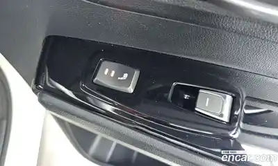 SsangYong Korando 2021 1.5 Автомат в Москве № 34661, миниатюра 9