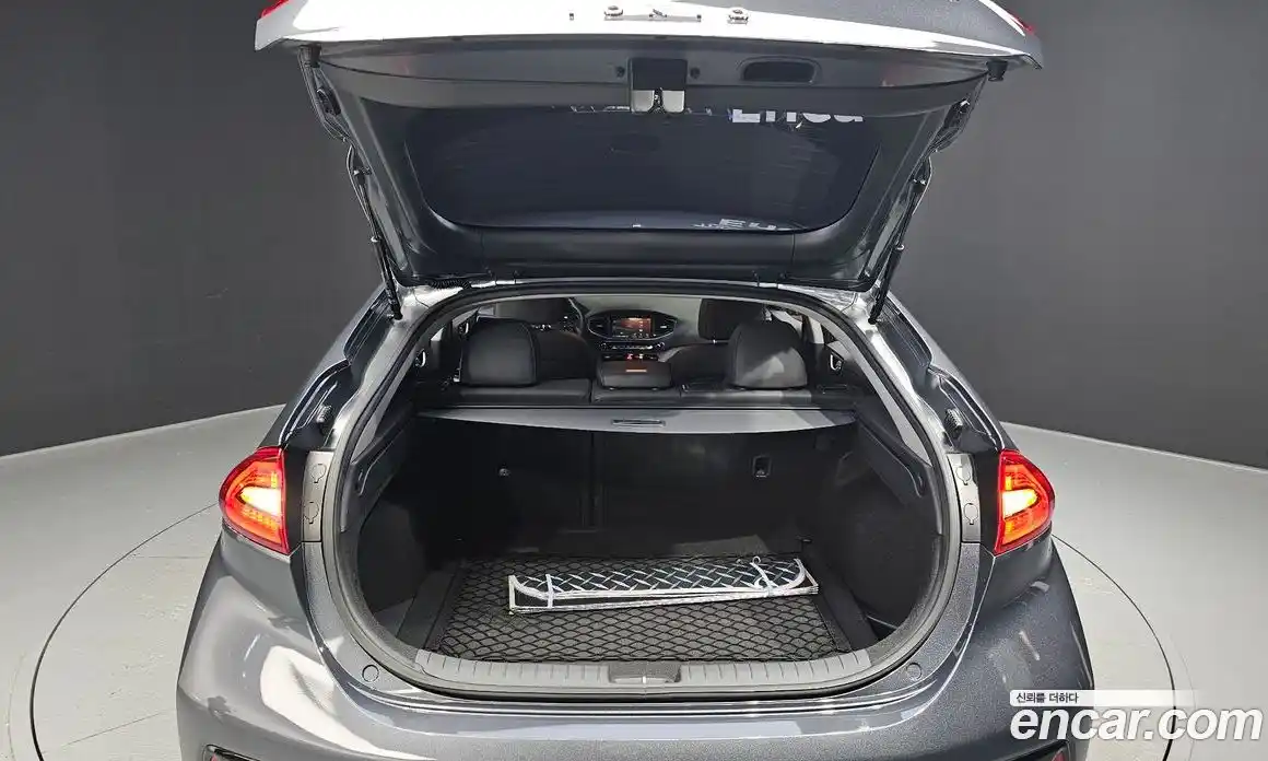 Hyundai Ioniq 2019 1.6 Автомат в Москве № 354822, фото 20