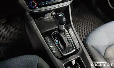 Hyundai Ioniq 2019 1.6 Автомат в Москве № 354822, миниатюра 9