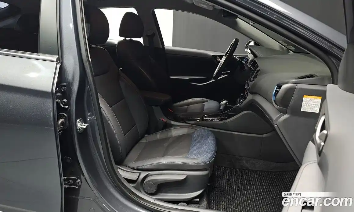 Hyundai Ioniq 2019 1.6 Автомат в Москве № 354822, фото 10