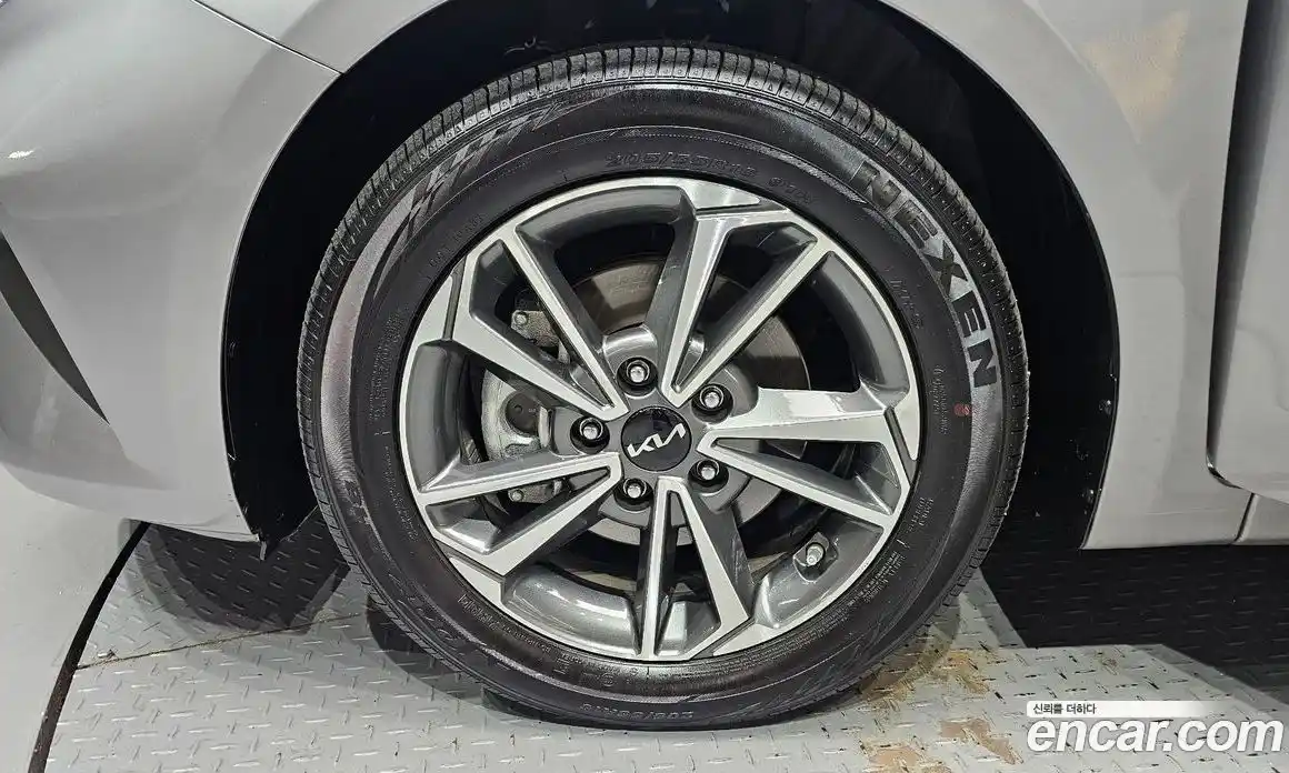 Kia K3 2024 1.6 Автомат в Москве № 358931, фото 5