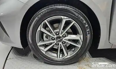 Kia K3 2024 1.6 Автомат в Москве № 358931, миниатюра 5