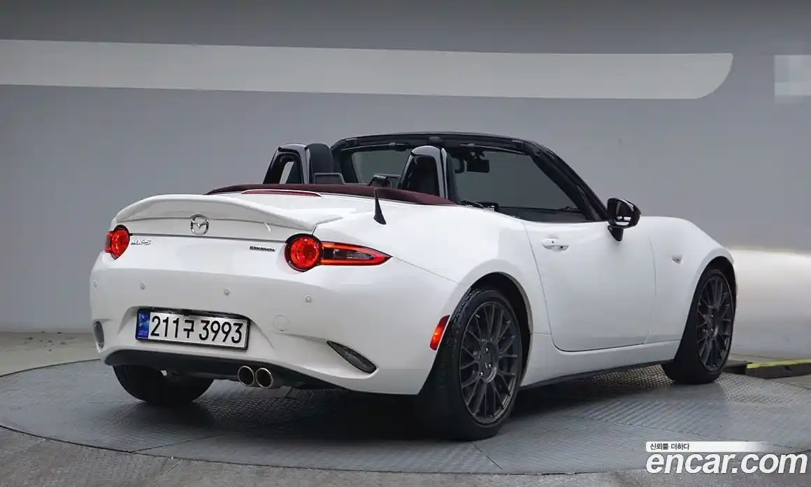 Mazda MX-5 Miata 2021 2.0 Механическая в Москве № 362761, фото 14