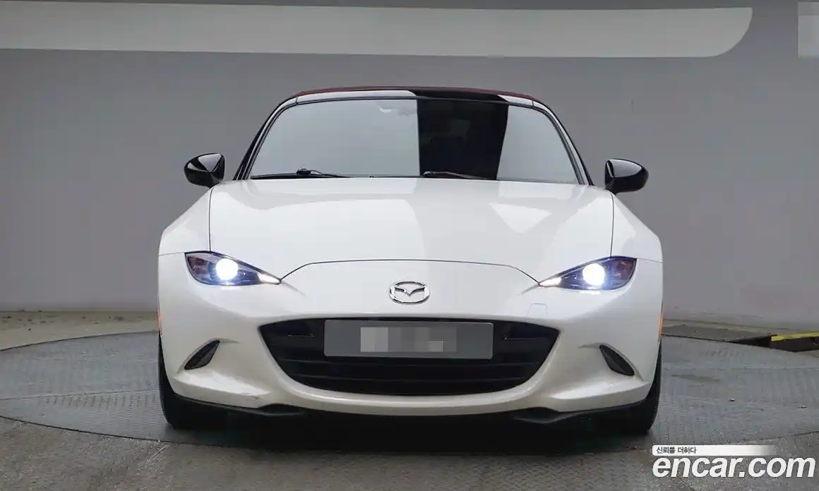 Mazda MX-5 Miata 2021 2.0 Механическая в Москве № 362761, фото 3