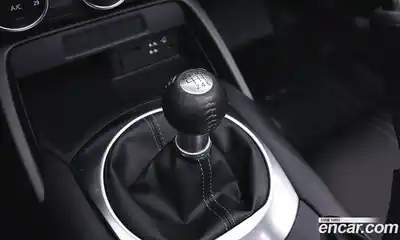 Mazda MX-5 Miata 2021 2.0 Механическая в Москве № 362761, миниатюра 9