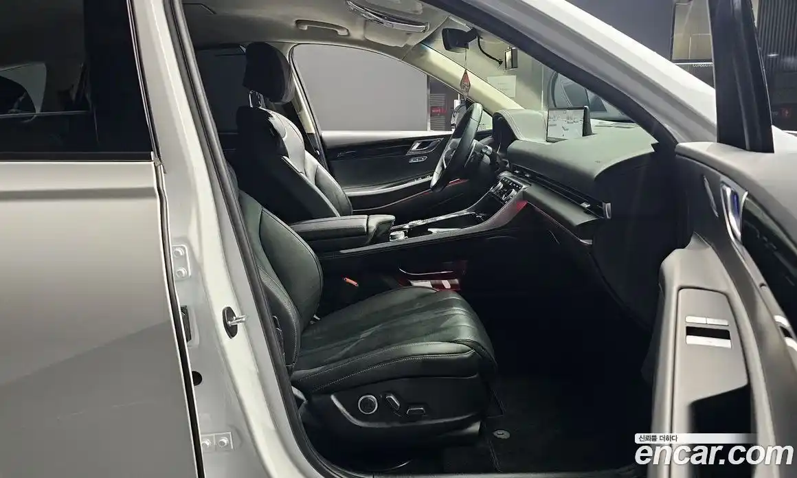 Genesis GV80 2022 2.5 Автомат в Москве № 364419, фото 10