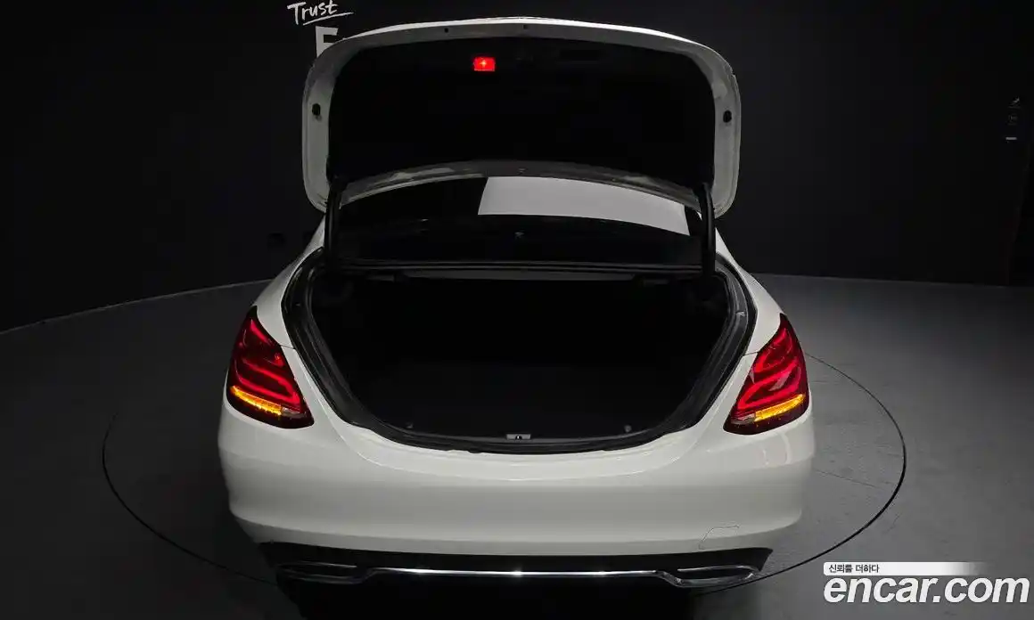 Mercedes-Benz C-Class 2018 2.1 Автомат в Москве № 372441, фото 20