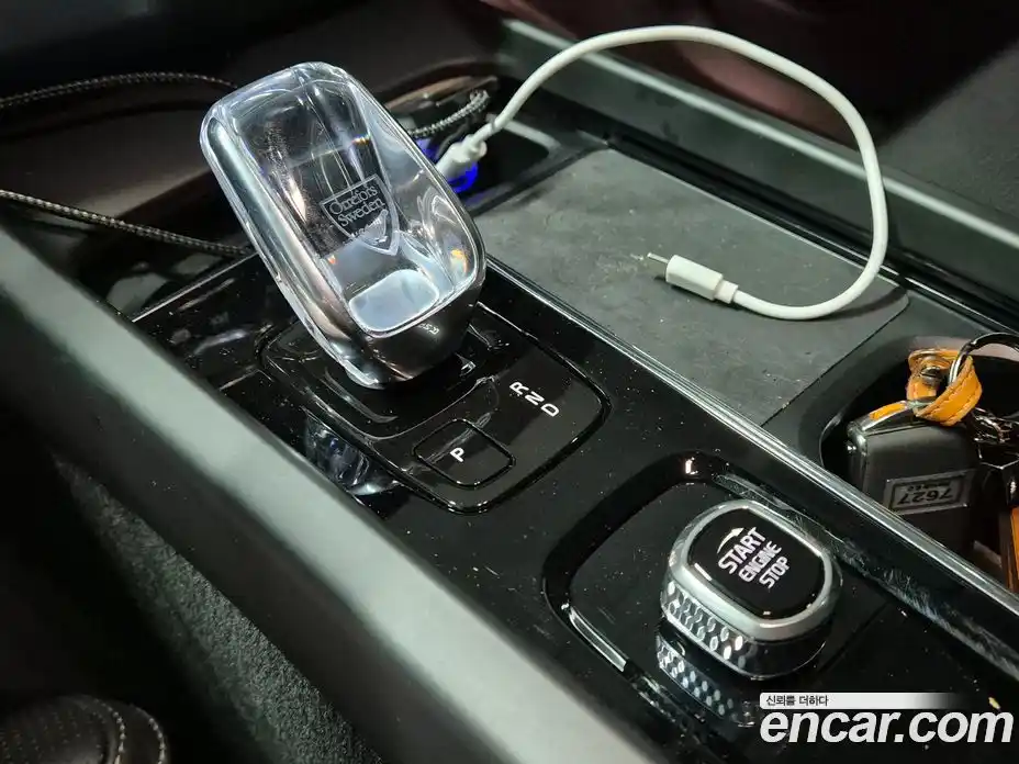 Volvo XC60 2022 2.0 Автомат в Москве № 374044, фото 13