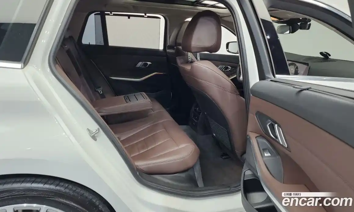 BMW 3-Series 2022 2.0 Автомат в Москве № 386279, фото 12