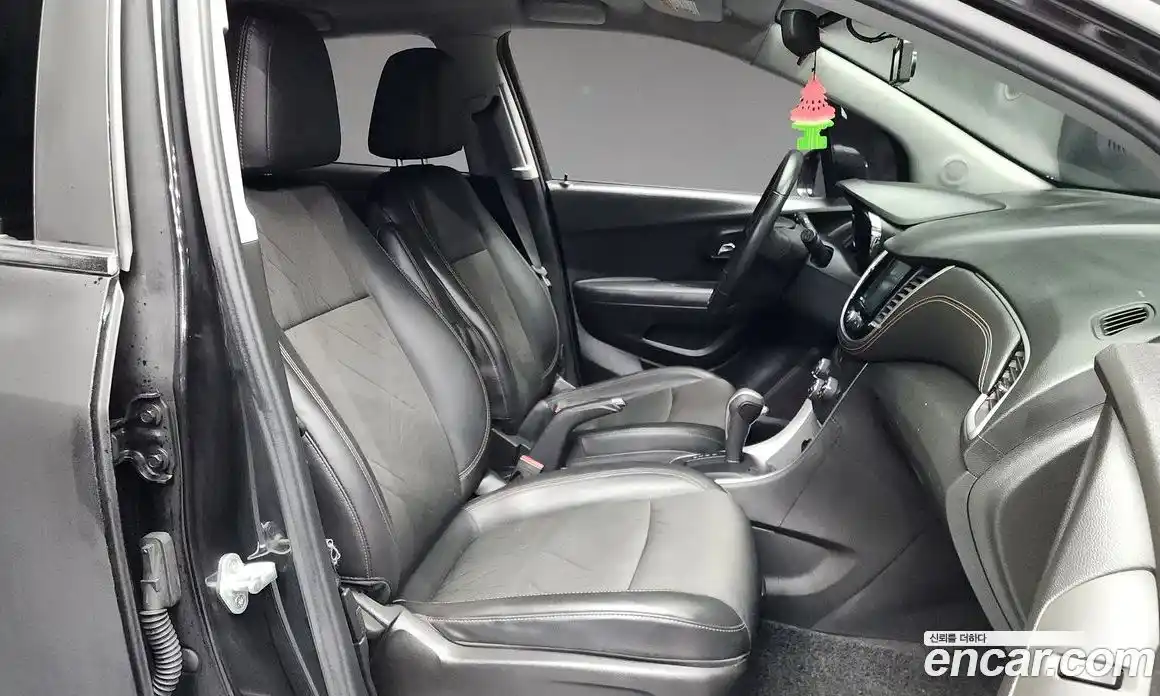 Chevrolet Trax 2017 1.6 Автомат в Москве № 39709, фото 11