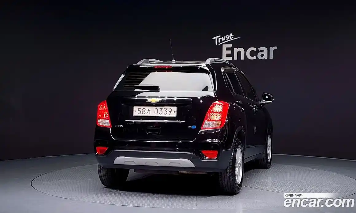 Chevrolet Trax 2017 1.6 Автомат в Москве № 39709, фото 4