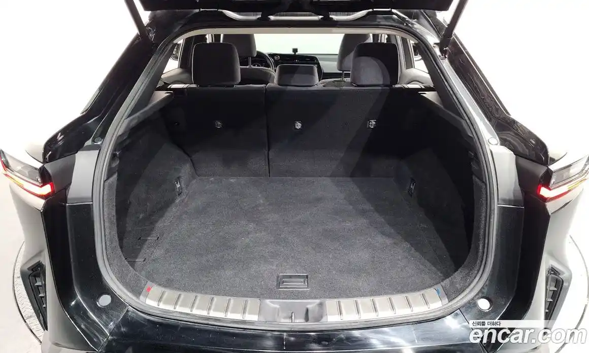 Lexus RZ 2023 0.2 Автомат в Москве № 398041, фото 20