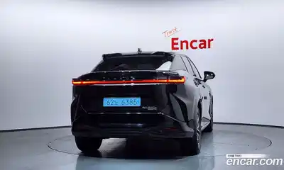 Lexus RZ 2023 0.2 Автомат в Москве № 398041, миниатюра 4