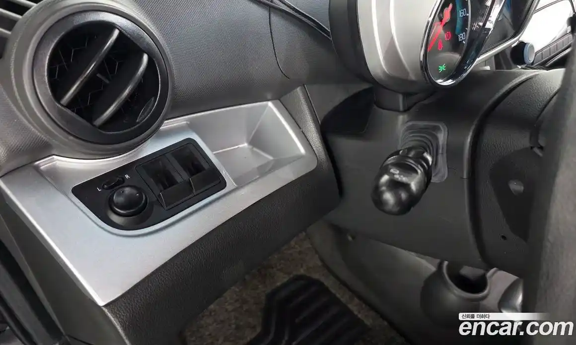 Chevrolet Spark 2014 1.0 Автомат в Москве № 40027, фото 16