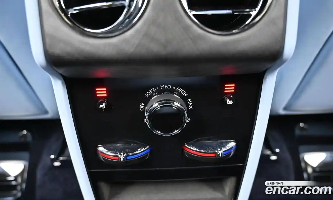 Rolls-Royce Cullinan 2025 6.7 Автомат в Москве № 407297, фото 16