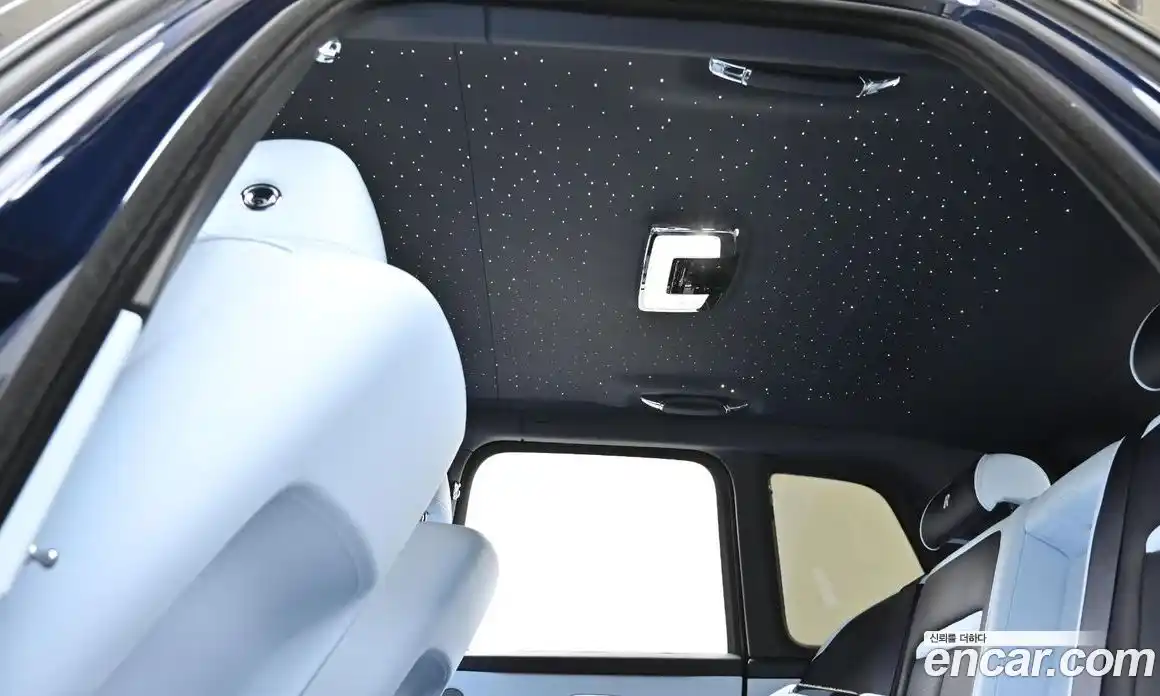 Rolls-Royce Cullinan 2025 6.7 Автомат в Москве № 407297, фото 19