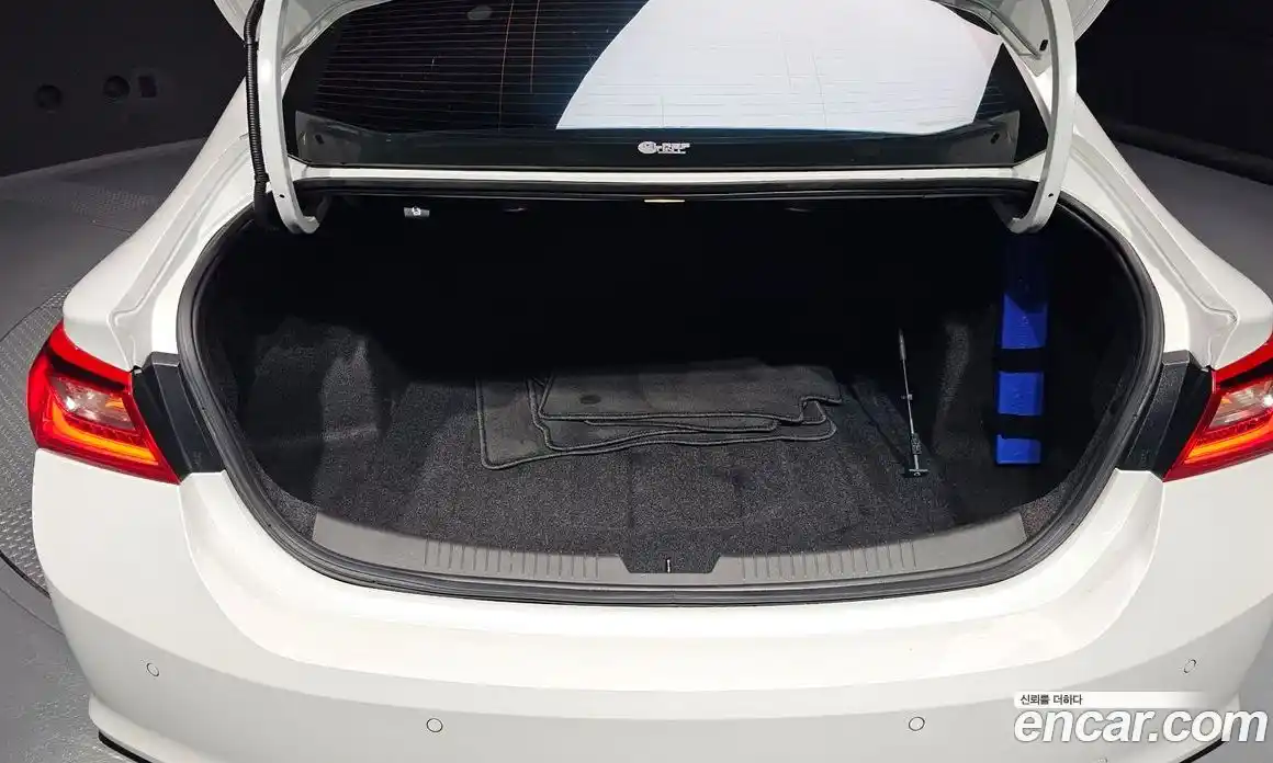 Chevrolet Malibu 2018 2.0 Автомат в Москве № 41920, фото 7