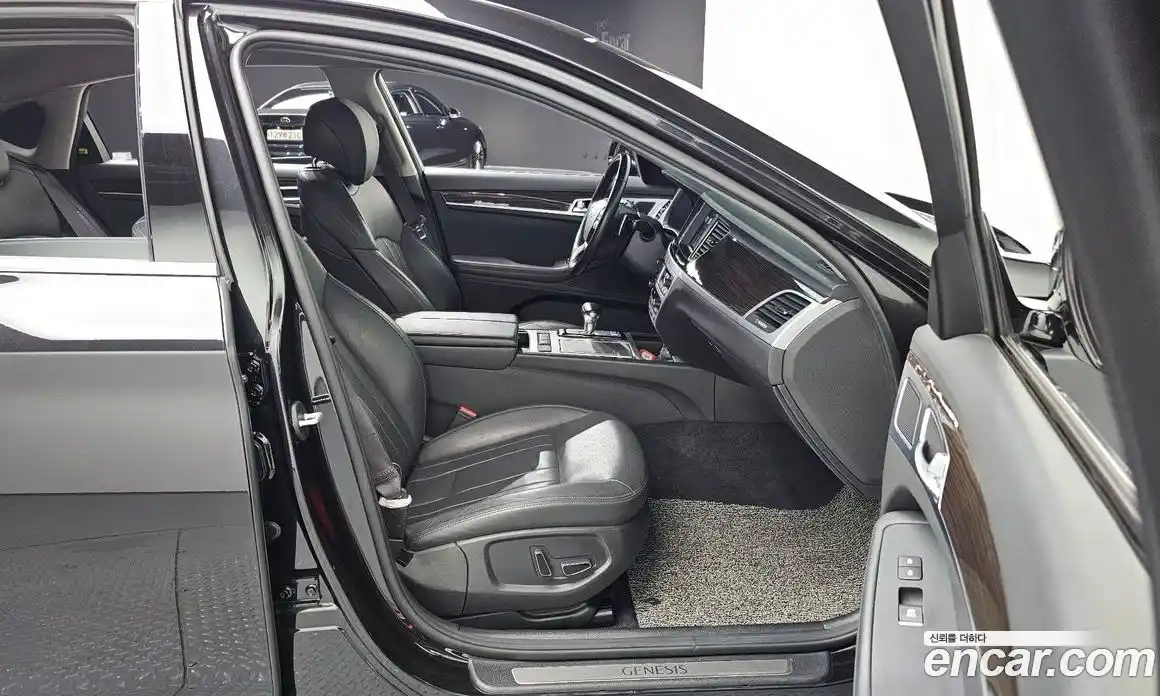 Genesis G80 2019 3.3 Автомат в Москве № 419553, фото 12