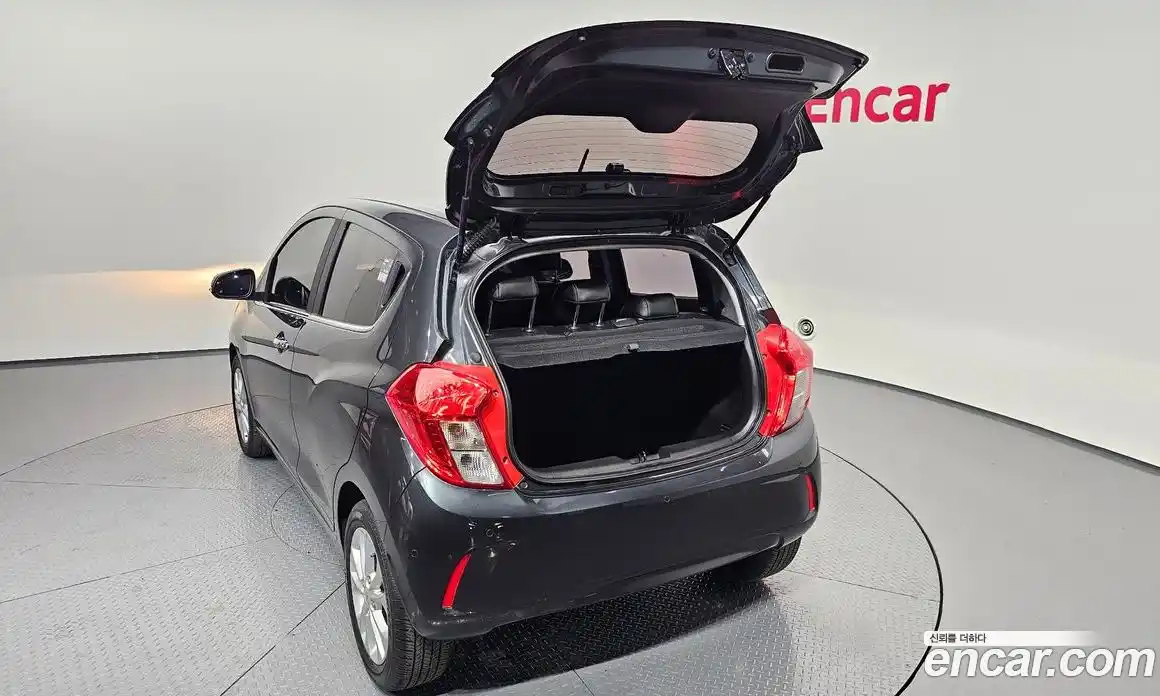 Chevrolet Spark 2019 1.0 Автомат в Москве № 422082, фото 20