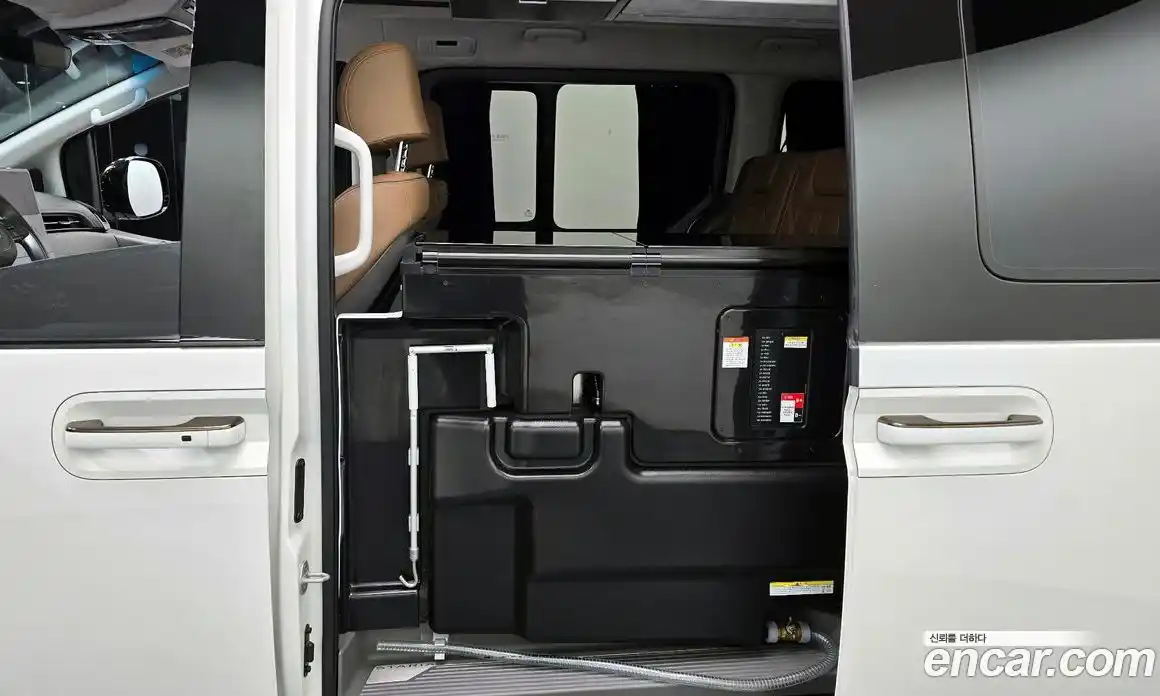 Hyundai Staria 2024 2.2 Автомат в Москве № 43175, фото 12