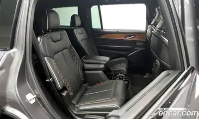 Jeep Cherokee 2023 3.6 Автомат в Москве № 432571, миниатюра 12