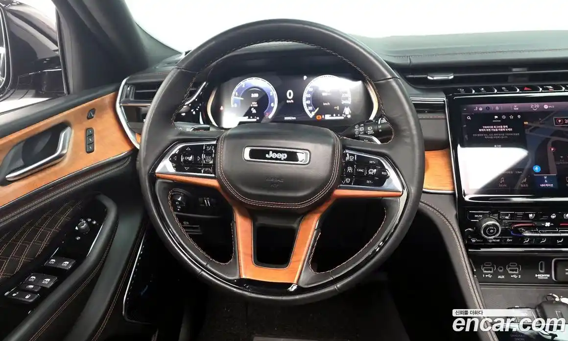 Jeep Cherokee 2023 3.6 Автомат в Москве № 432571, фото 13