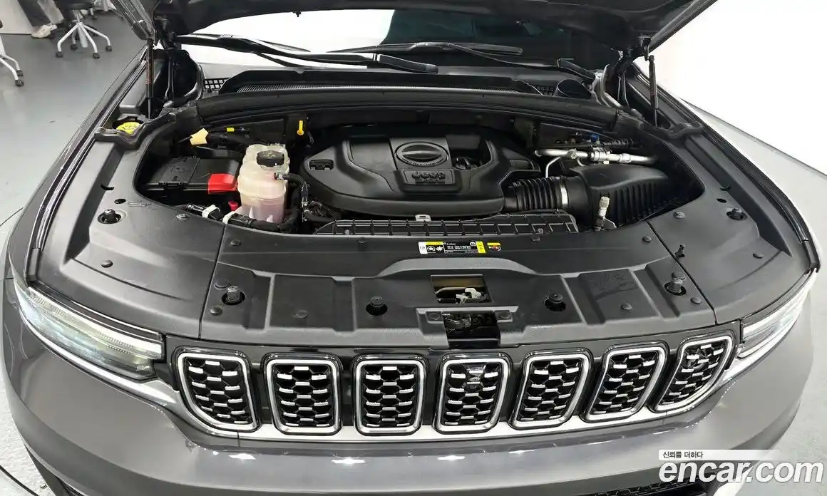 Jeep Cherokee 2023 3.6 Автомат в Москве № 432571, фото 6