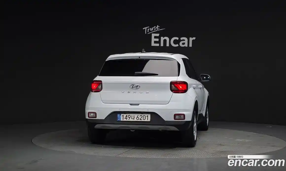 Hyundai Venue 2022 1.6 Автомат в Москве № 44307, фото 4