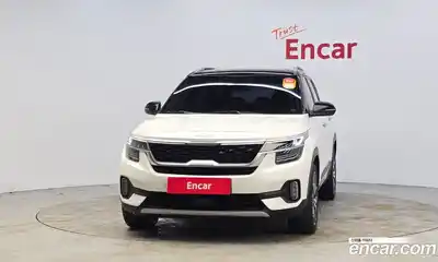 Kia Seltos 2023 1.6 Автомат в Москве № 460690, миниатюра 3