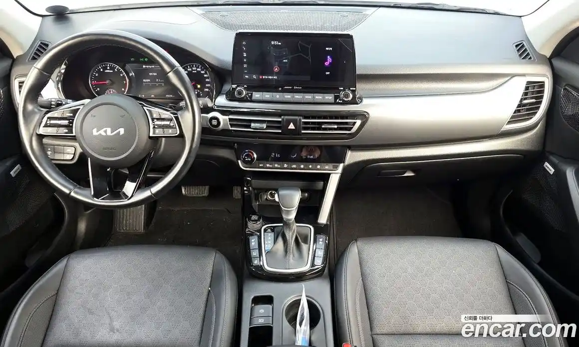 Kia Seltos 2023 1.6 Автомат в Москве № 460690, фото 7