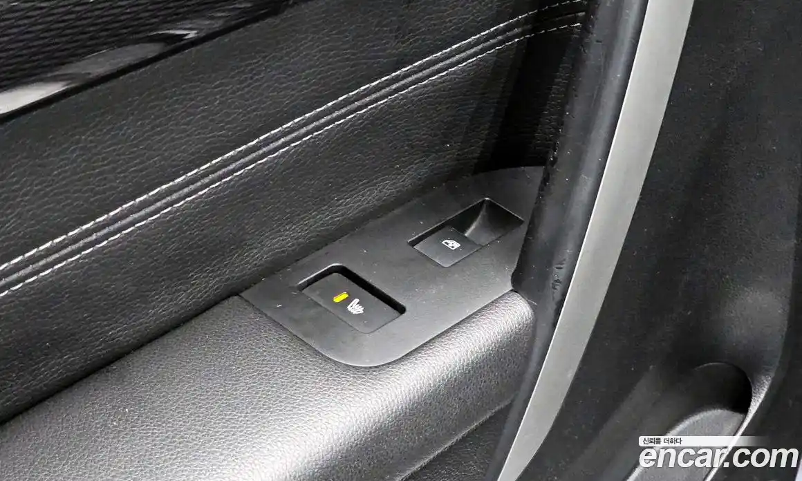 Chevrolet Captiva 2015 2.0 Автомат в Москве № 85892, фото 19