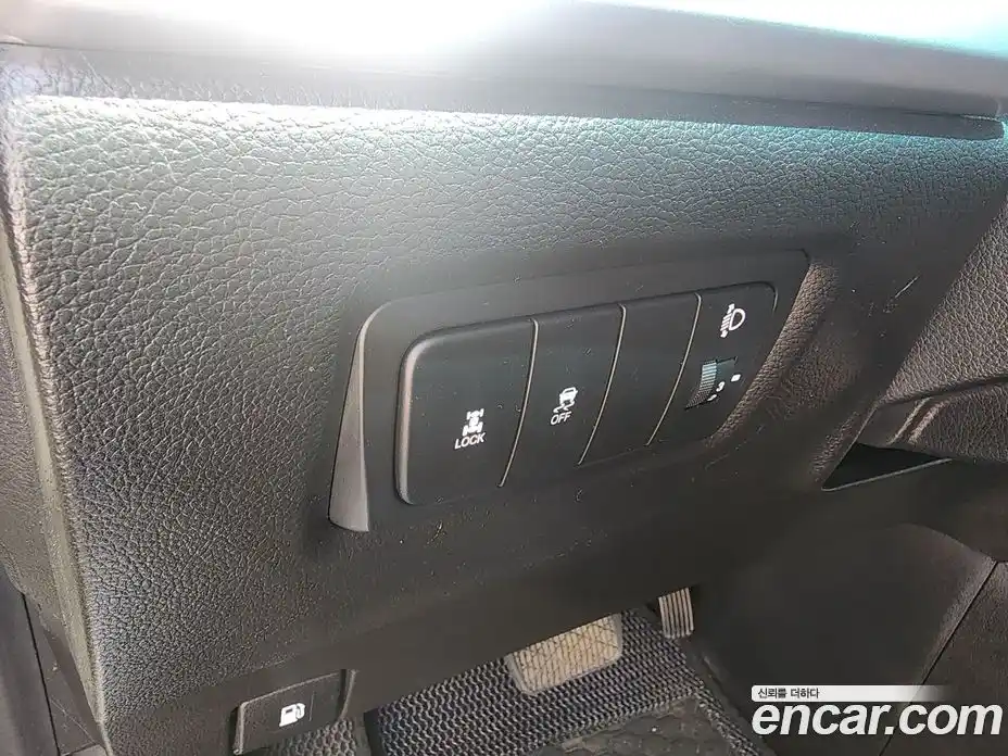 SsangYong Korando 2015 2.0 Автомат в Москве № 97750, фото 18