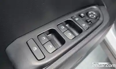 Hyundai Venue 2023 1.6 Автомат в Москве № 10136, миниатюра 12