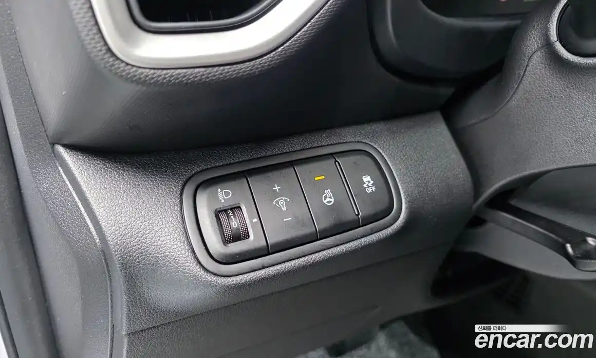 Hyundai Venue 2023 1.6 Автомат в Москве № 10136, фото 13