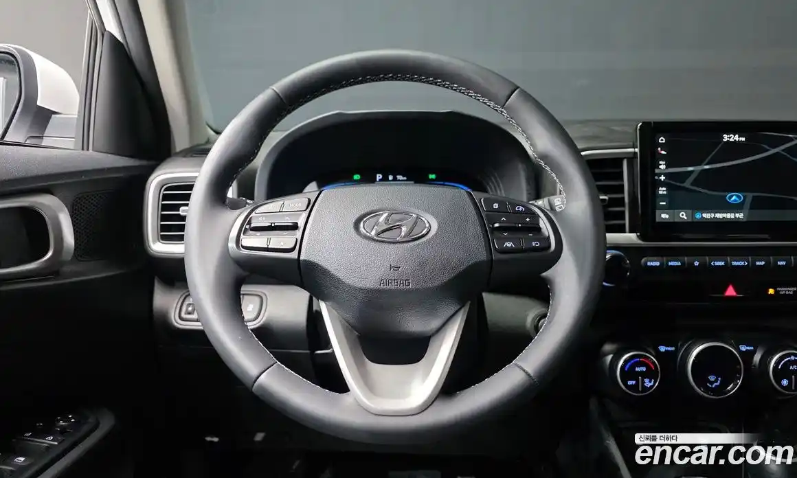 Hyundai Venue 2023 1.6 Автомат в Москве № 10136, фото 14