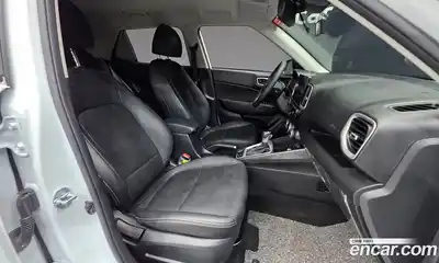 Hyundai Venue 2023 1.6 Автомат в Москве № 10136, миниатюра 10